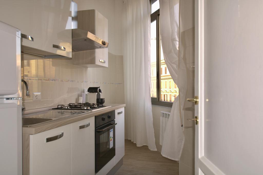 Ostia Holiday Domus In Laterano Roma Exterior foto